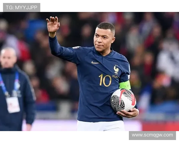 姆巴佩帽子戏法助法国队晋级世界杯，状态回暖引发关注